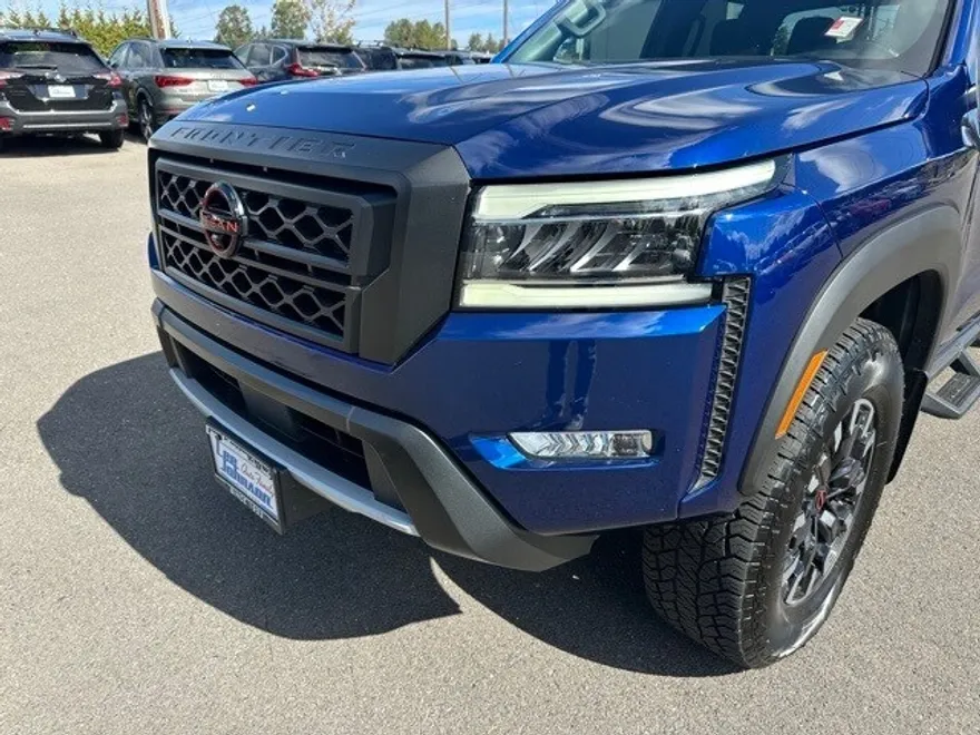 2023 Nissan Frontier Crew Cab PRO-4X photo 1