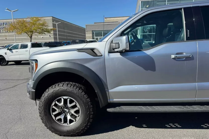 2022 Ford F-150 Raptor photo 1