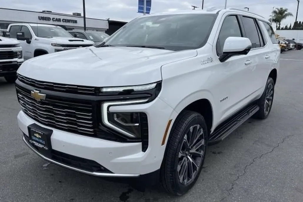 2025 Chevrolet Tahoe High Country photo 1