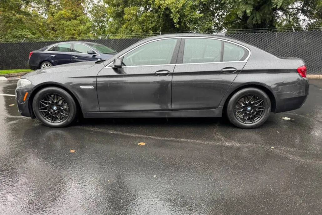 2016 Bmw 528i xDrive photo 1