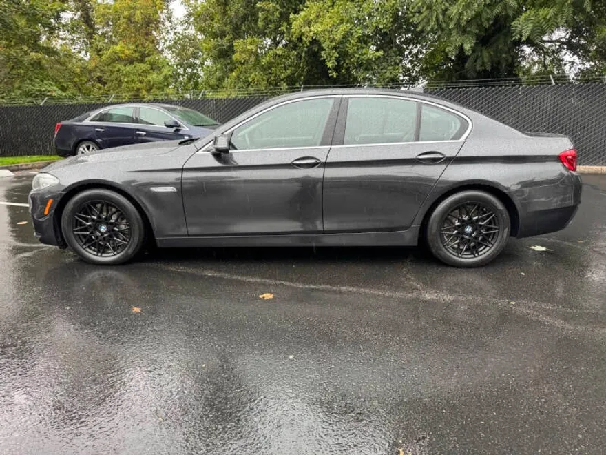 2016 Bmw 528i xDrive photo 1