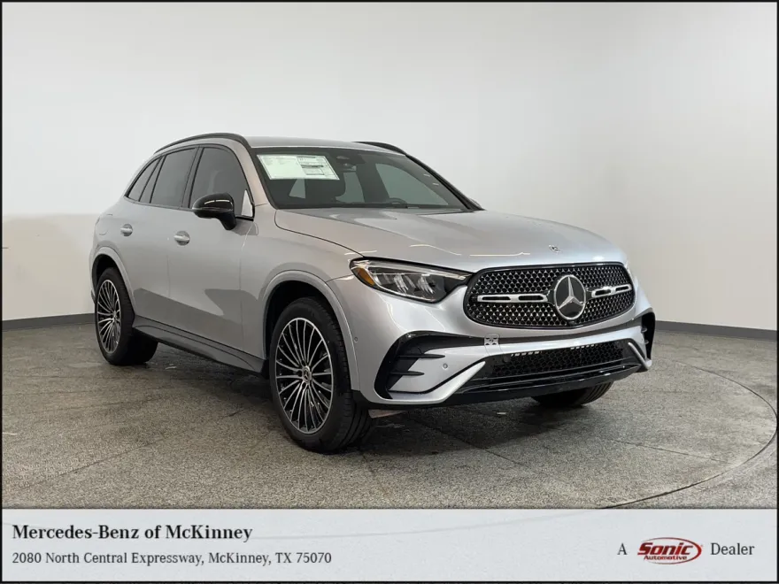 2025 Mercedes Benz GLC 300 photo 1
