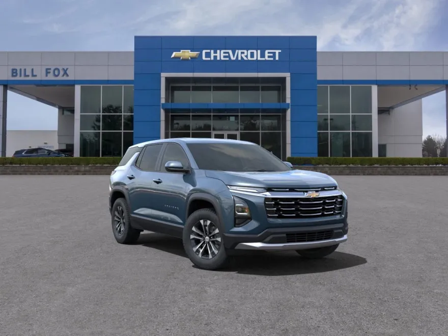 2026 Chevrolet Equinox LT photo 1