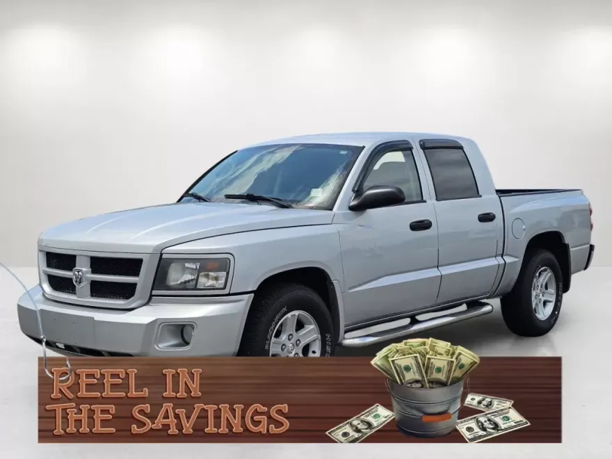2011 Dodge Dakota SXT photo 1