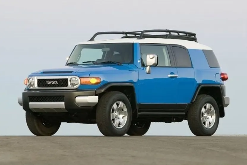 2010 Toyota FJ Cruiser Base photo 1