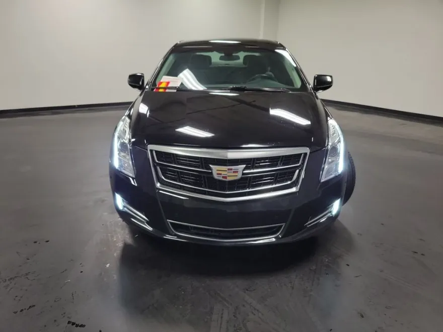 2017 Cadillac XTS Luxury photo 1