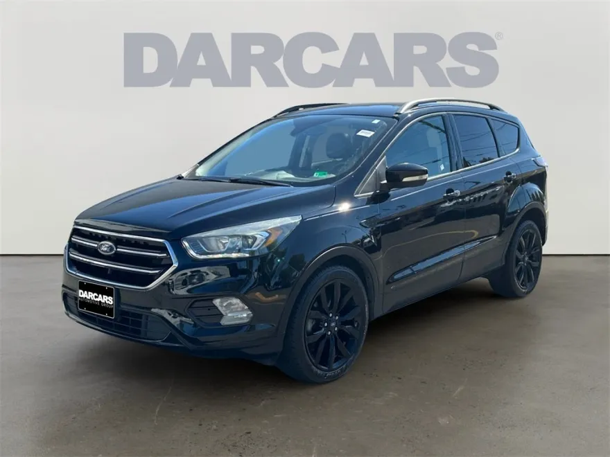 2017 Ford Escape Titanium photo 1