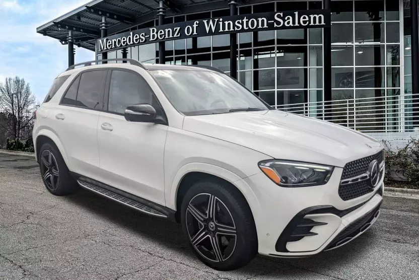 2025 Mercedes Benz GLE 450e 4MATIC photo 1