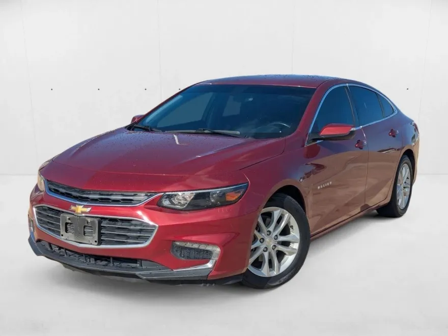 2018 Chevrolet Malibu 1LT photo 1