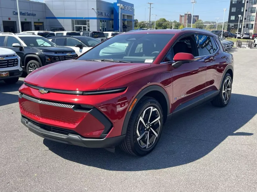 2026 Chevrolet Equinox EV 1LT photo 1