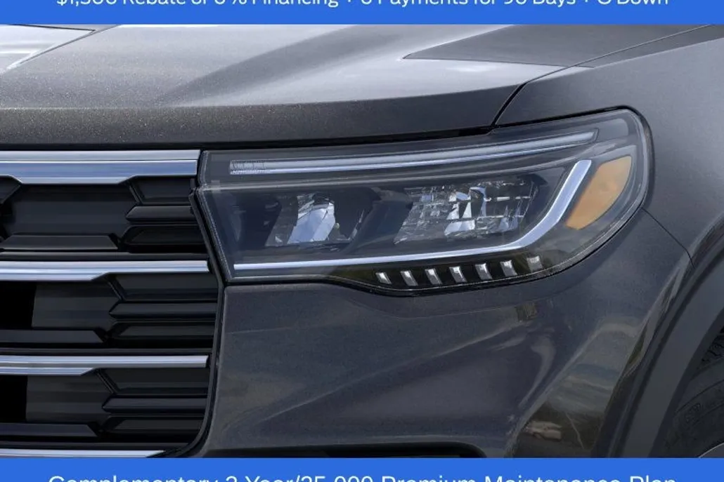 2025 Ford Explorer photo 1