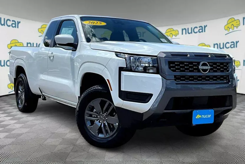 2025 Nissan Frontier SV photo 1