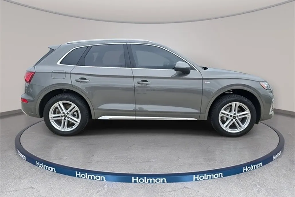 2025 Audi Q5 55 Premium Plus photo 1
