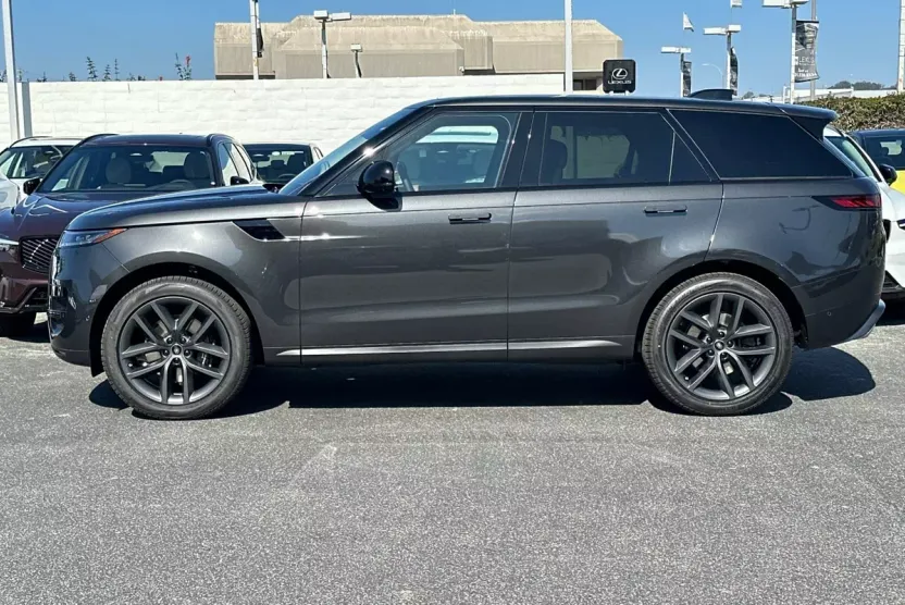 2025 Land Rover Range Rover Sport SE photo 1