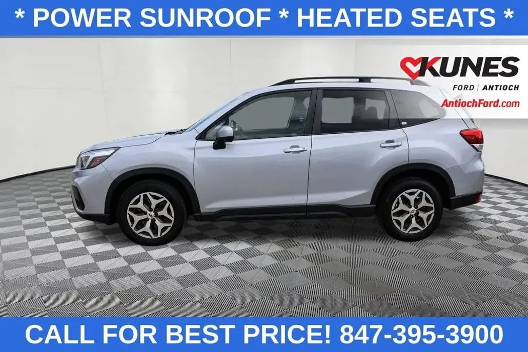 2021 Subaru Forester Premium photo 1