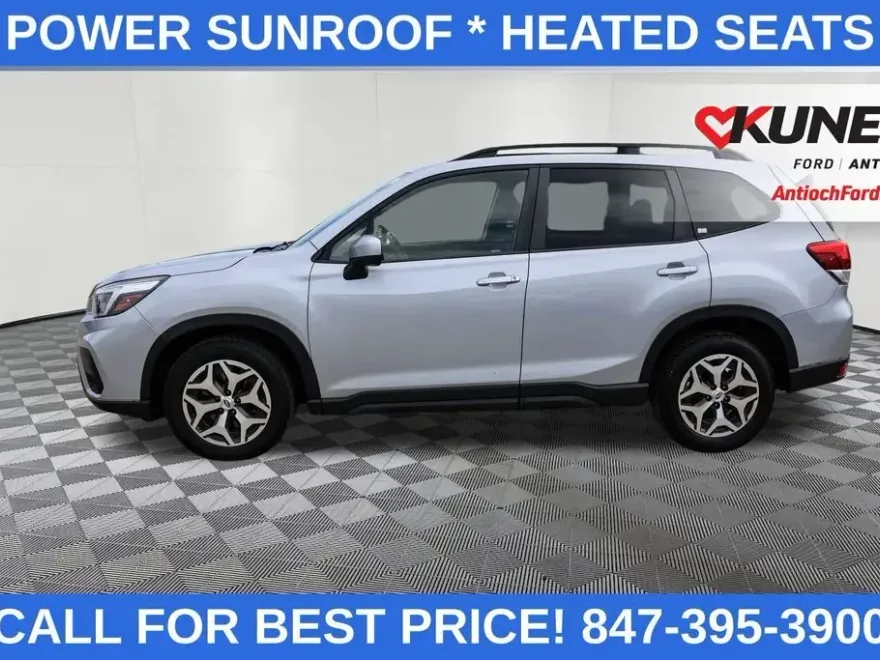 2021 Subaru Forester Premium photo 1