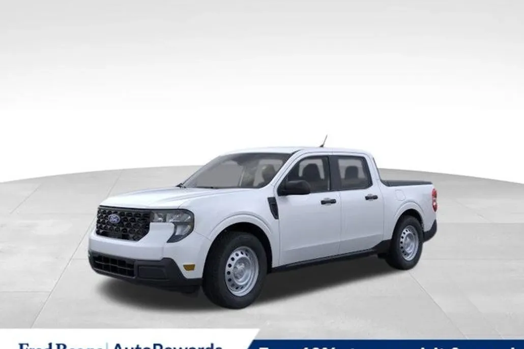 2025 Ford Maverick XL photo 1