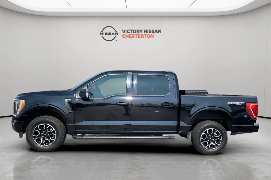 2021 Ford F-150 XLT photo 1