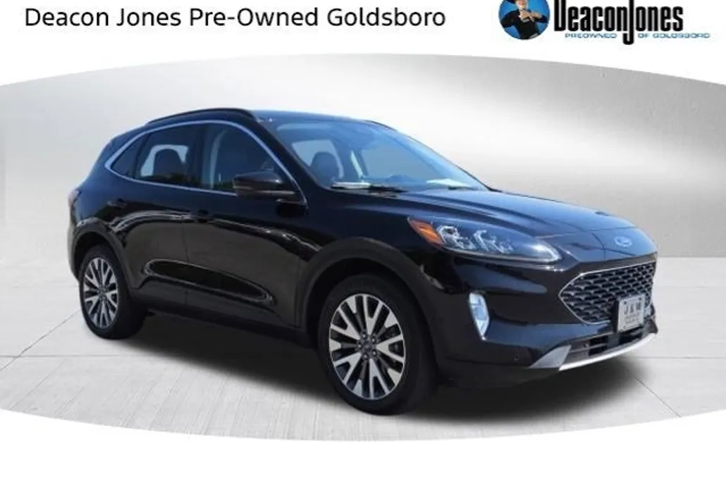 2020 Ford Escape Titanium photo 1