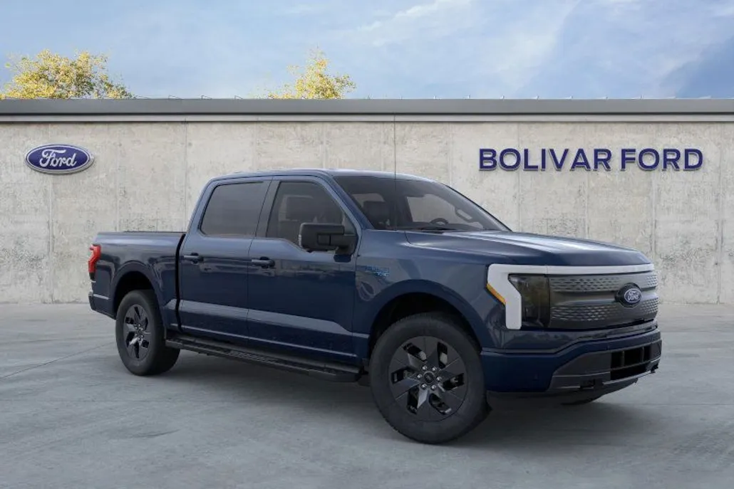 2025 Ford F-150 Lightning photo 1