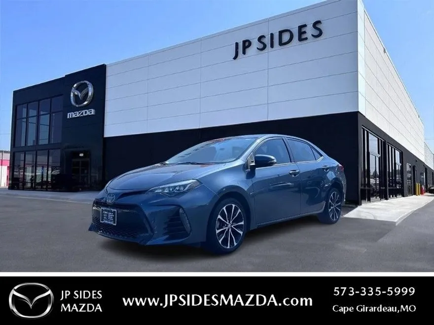 2018 Toyota Corolla SE photo 1