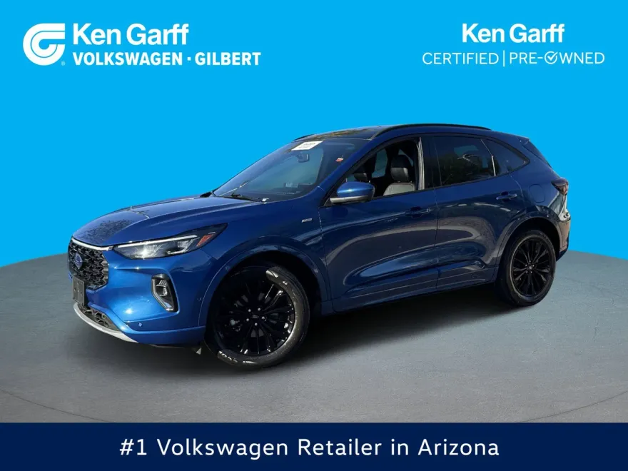 2023 Ford Escape ST-Line Elite photo 1