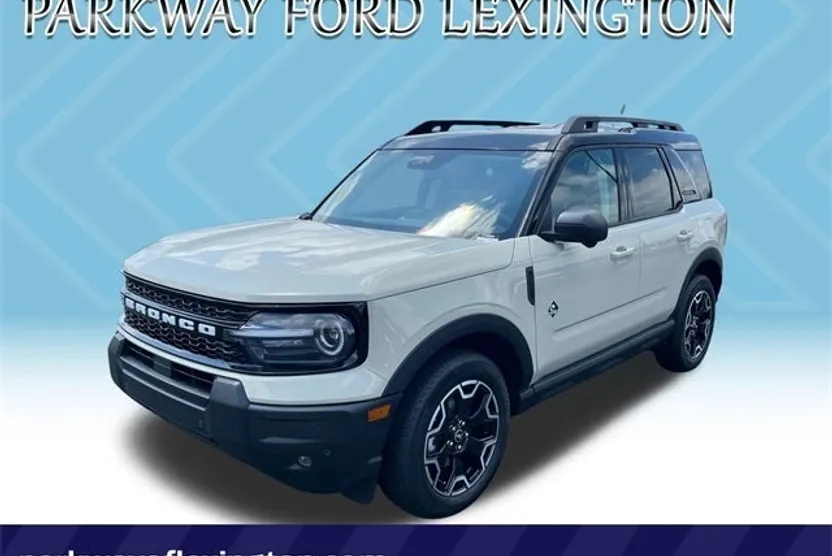 2025 Ford Bronco Sport Outer Banks photo 1