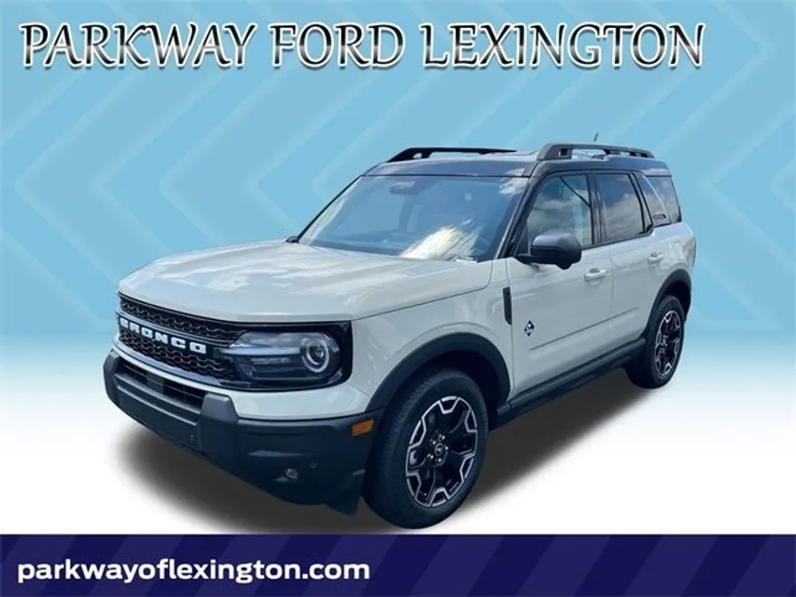 2025 Ford Bronco Sport Outer Banks photo 1