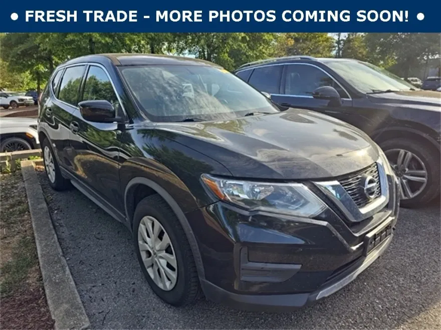 2017 Nissan Rogue S photo 1