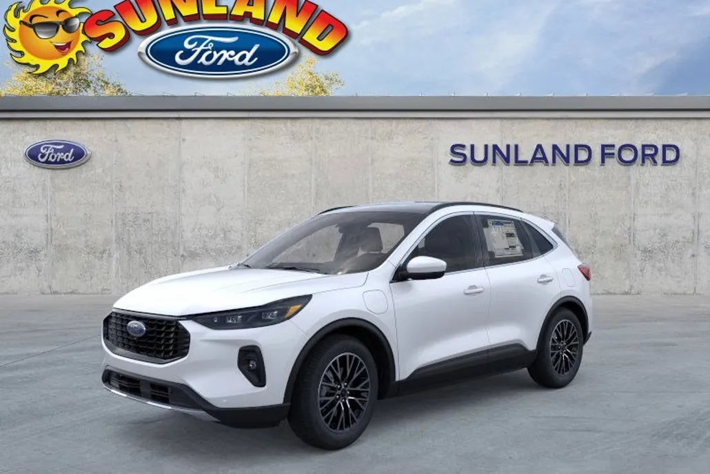 2025 Ford Escape photo 1