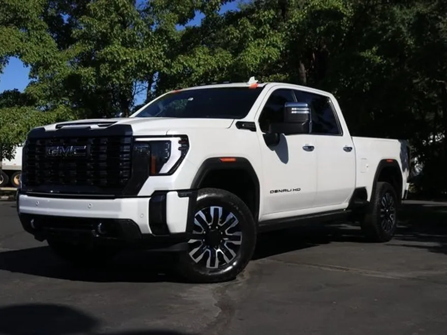 2024 Gmc Sierra 2500 HD Denali Ultimate photo 1