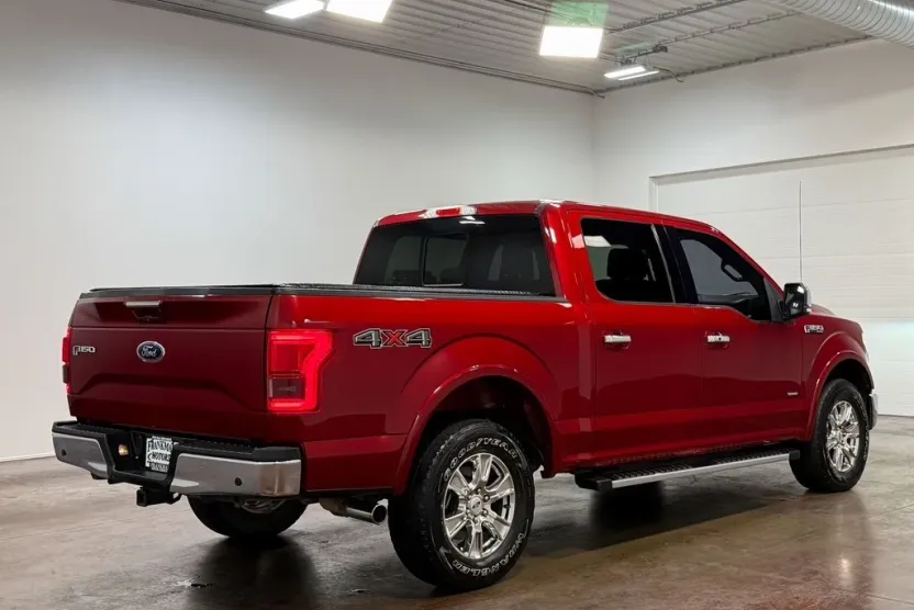 2016 Ford F-150 Lariat photo 1