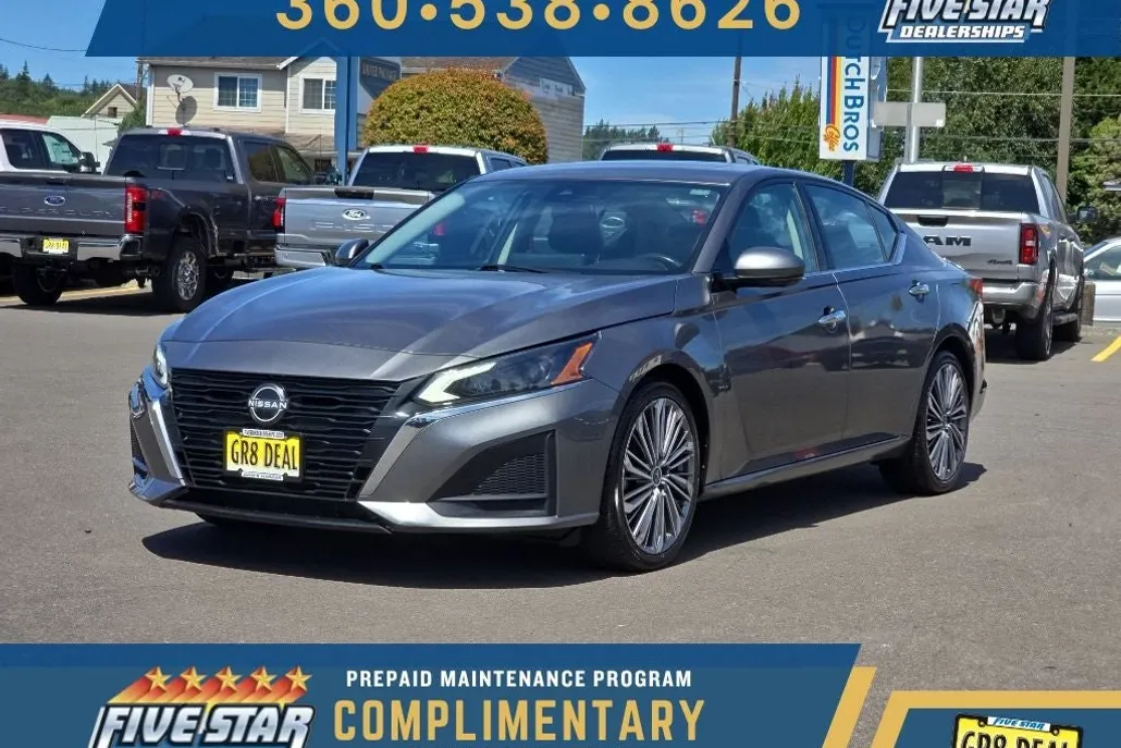 2023 Nissan Altima 2.5 SL photo 1