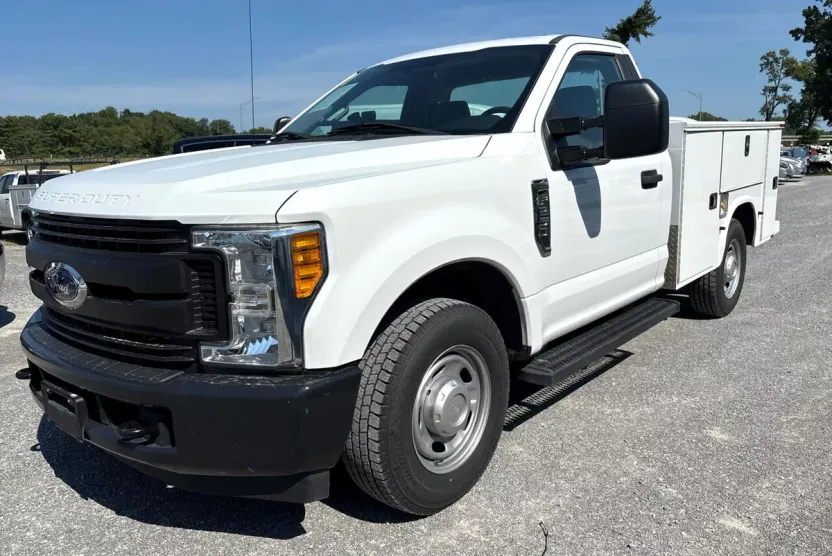 2017 Ford F-250 XL photo 1