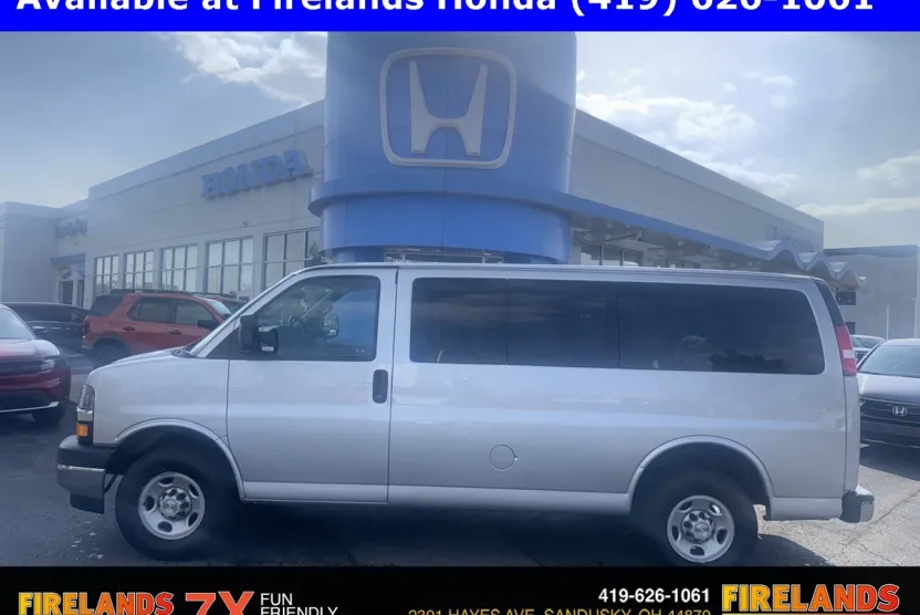 2023 Chevrolet Express 3500 LS Passenger Van photo 1