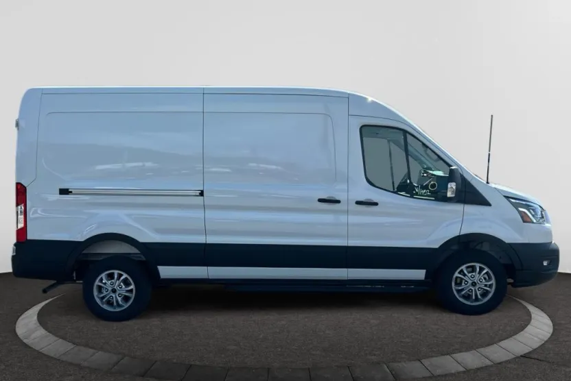 2025 Ford Transit Cargo Van photo 1