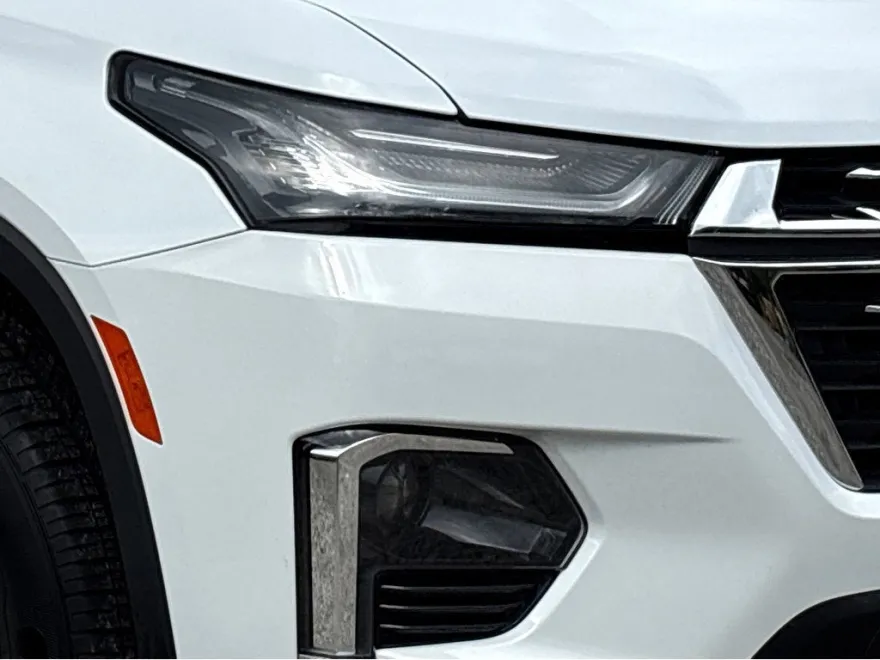 2023 Chevrolet Traverse Cloth 1LT photo 1