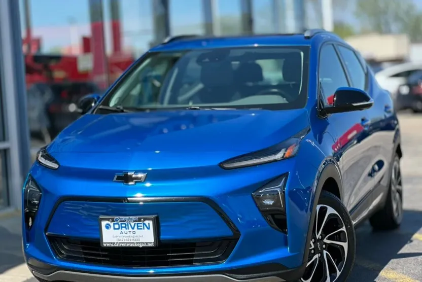 2022 Chevrolet Bolt EUV Premier photo 1