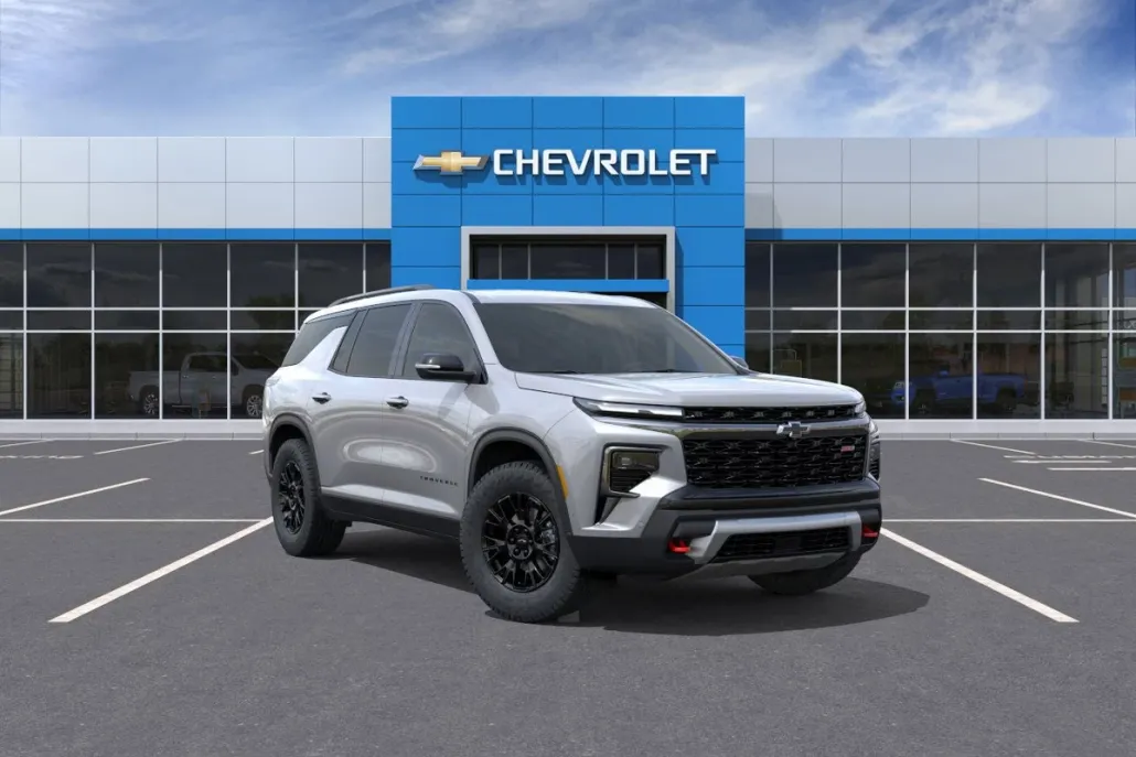 2026 Chevrolet Traverse Z71 photo 1