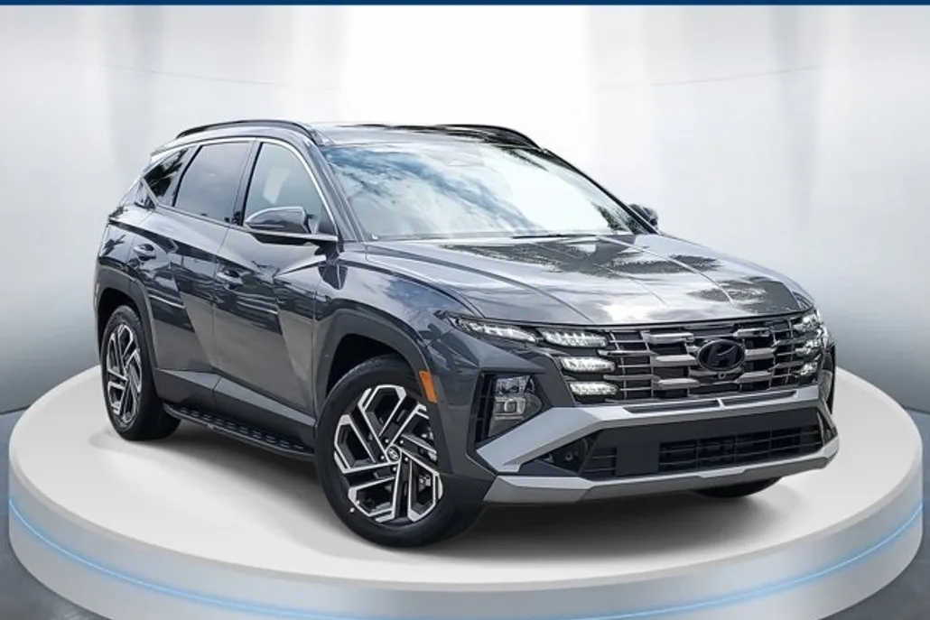 2025 Hyundai Tucson Limited photo 1