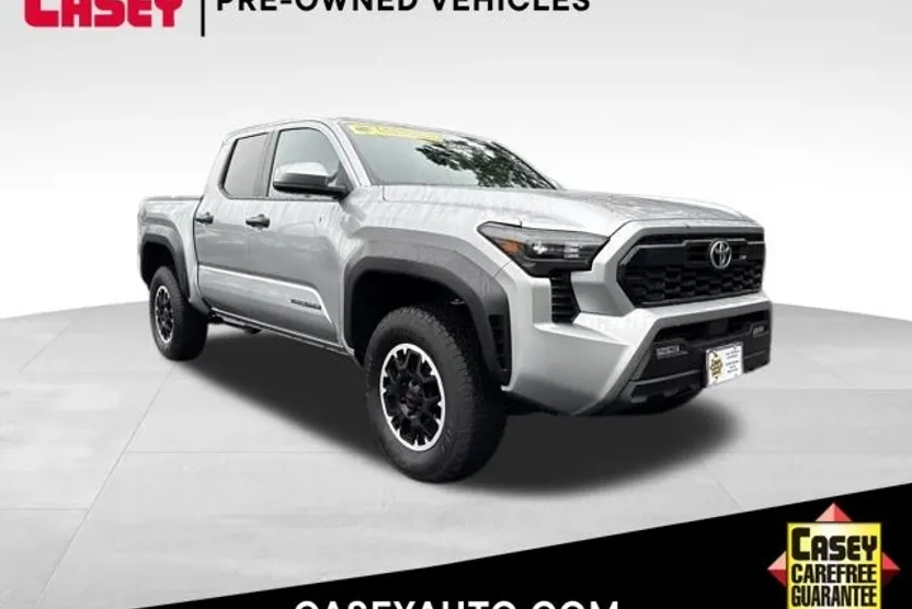 2024 Toyota Tacoma TRD Off-Road photo 1