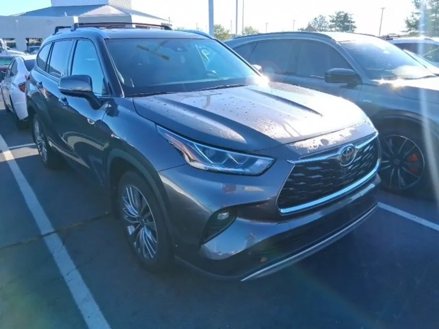 2020 Toyota Highlander Platinum photo 1