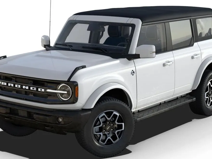 2025 Ford Bronco Outer Banks photo 1