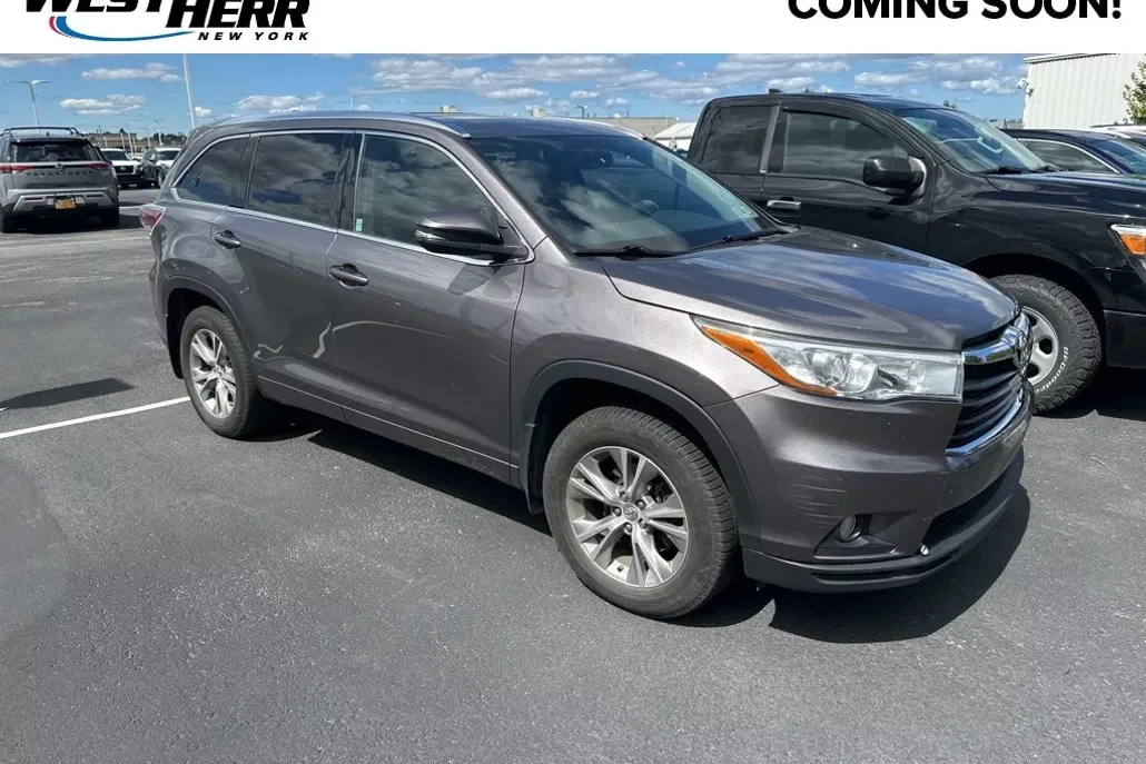 2015 Toyota Highlander XLE photo 1