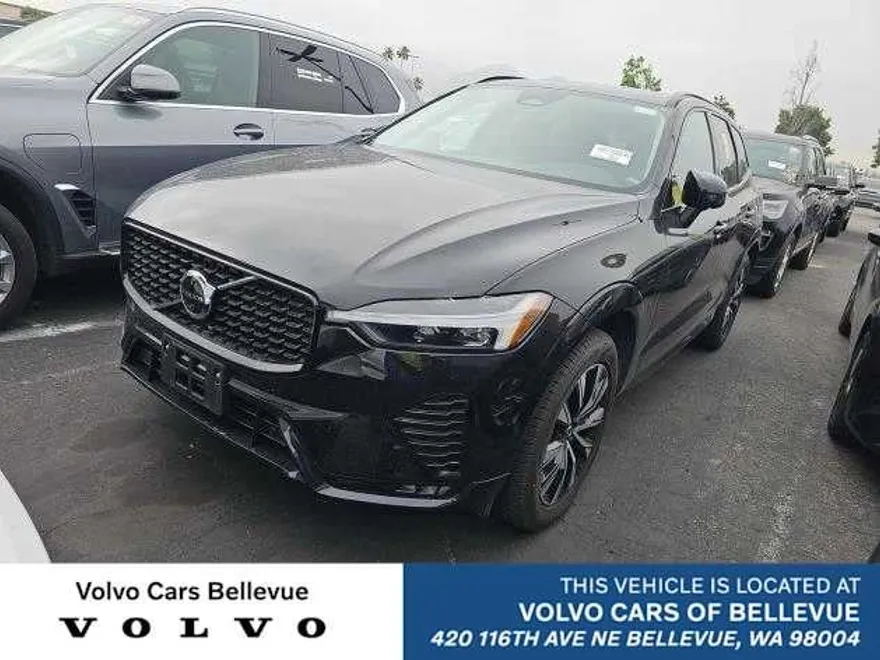 2025 Volvo XC60 B5 Plus photo 1