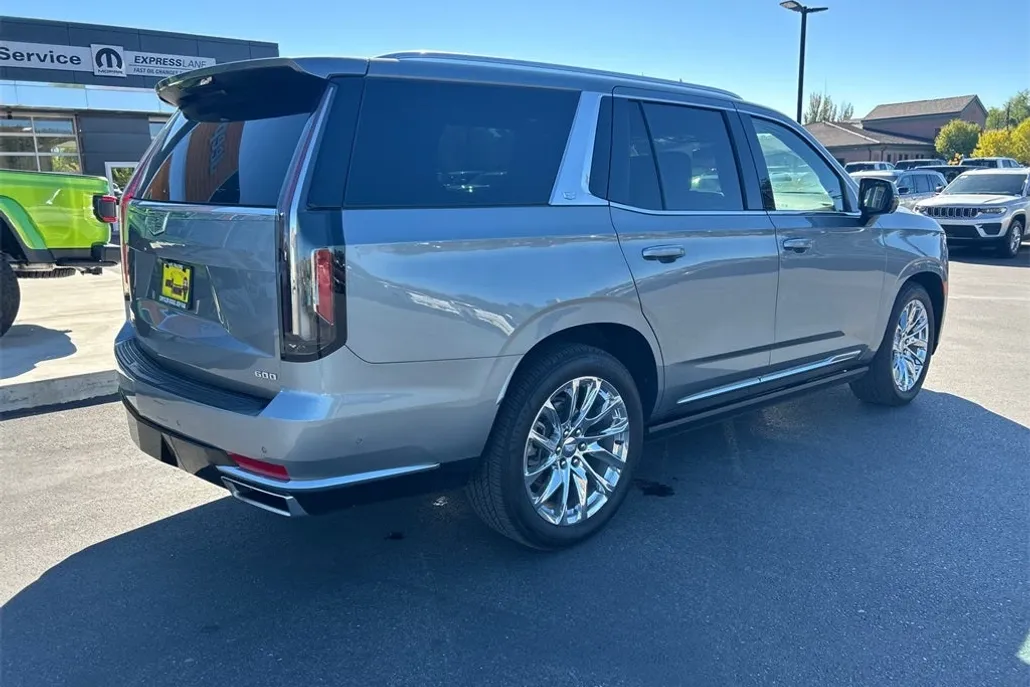 2023 Cadillac Escalade Premium Luxury Platinum photo 1