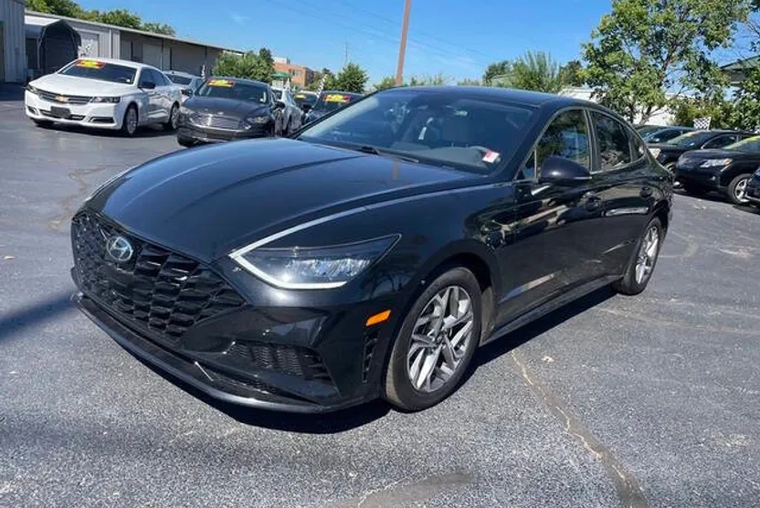 2020 Hyundai Sonata SEL photo 1