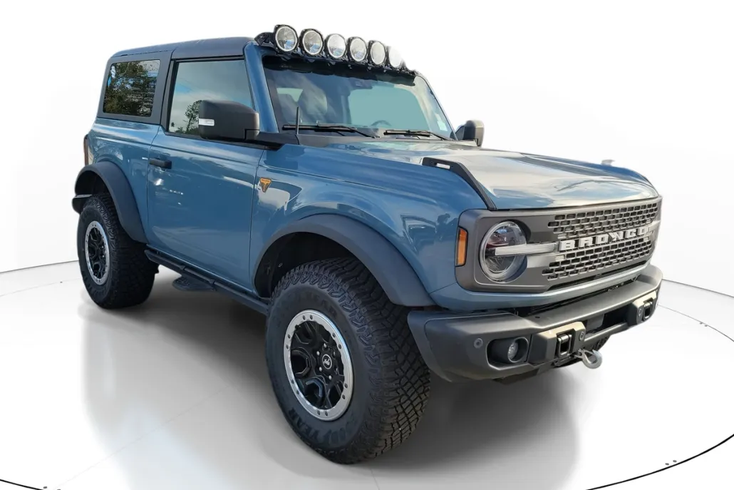 2022 Ford Bronco Badlands photo 1