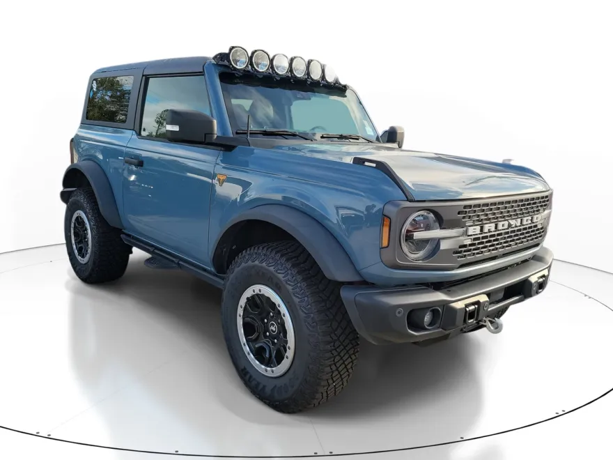 2022 Ford Bronco Badlands photo 1