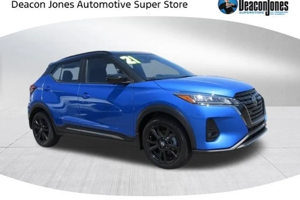 2021 Nissan Kicks SR photo 1
